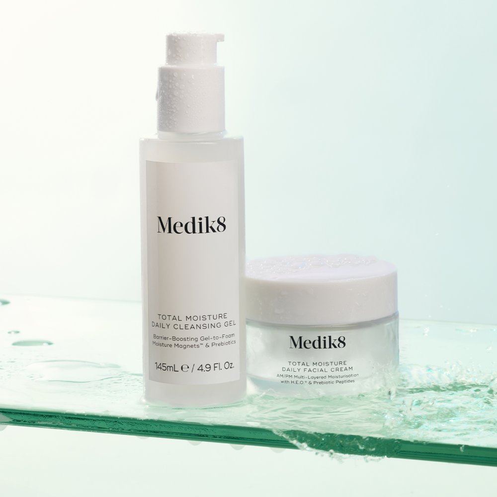 MEDIK8 Total Moisture Daily Cleansing Gel 145ml - Універсальний зволожувальний засіб для вмивання - фото №7 MEDIK8 Total Moisture Daily Cleansing Gel 145ml - Універсальний зволожувальний засіб для вмивання - фото №7
